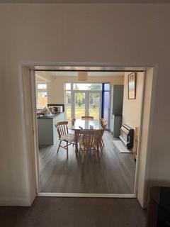 3 bedroom semi-detached house to rent, Gayton Avenue (Belgrave), Leicester LE4