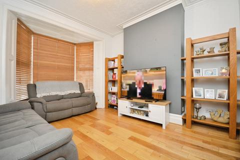 3 bedroom terraced house for sale, Victoria Avenue, Margate