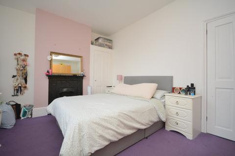 3 bedroom terraced house for sale, Victoria Avenue, Margate