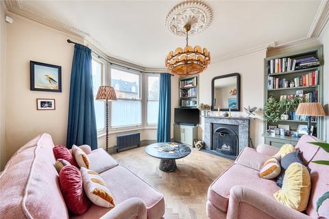 3 bedroom semi-detached house for sale, Tetherdown, London, N10