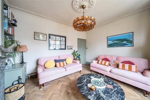 3 bedroom semi-detached house for sale, Tetherdown, London, N10
