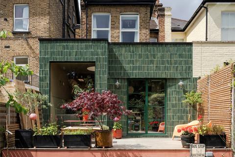 undefined, Tetherdown, London, N10