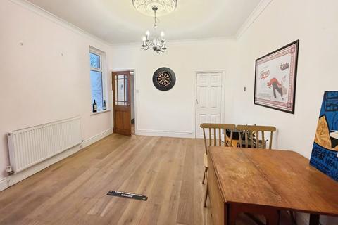 3 bedroom end of terrace house for sale, Norway Grove, Greater Manchester SK5