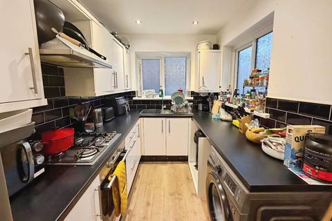 3 bedroom end of terrace house for sale, Norway Grove, Greater Manchester SK5