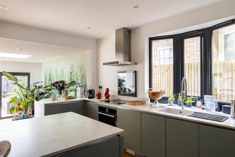 4 bedroom house for sale, Davigdor Road, Hove