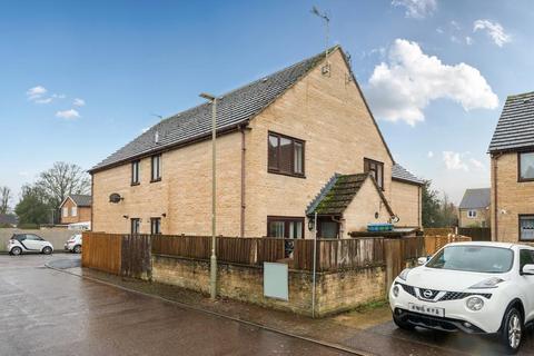 undefined, Carterton,  Oxfordshire,  OX18