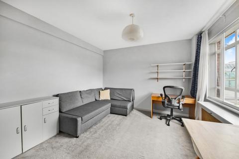 undefined, University Street, London WC1E