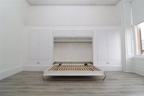 undefined, Huntly Gardens, Glasgow, G12