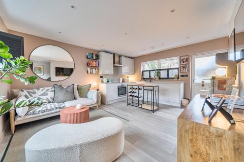 undefined, Claremont Mews, Claremont Road, West Byfleet, Surrey, KT14