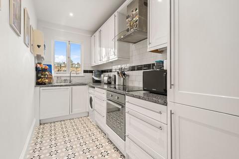 3 bedroom flat for sale, Rostrevor Mansions, Rostrevor Road, London