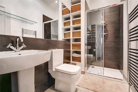 2 bedroom flat for sale, Fulham Road, Parsons Green, London