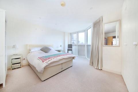 2 bedroom flat for sale, Prices Court, Cotton Row, London
