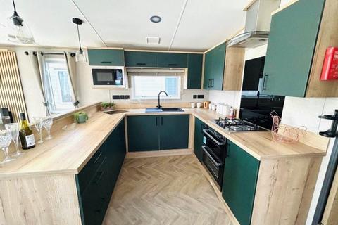 3 bedroom property for sale, Plas Coch Country and Leisure Retreat