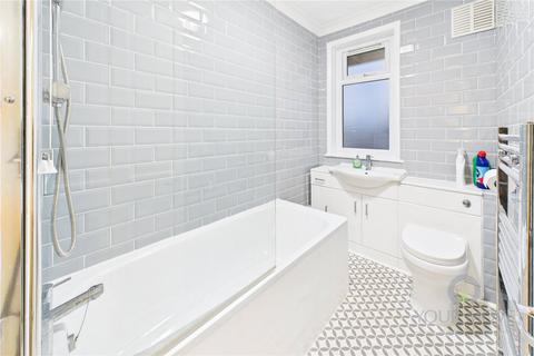3 bedroom terraced house to rent, Murray Avenue, Northamptonshire NN2