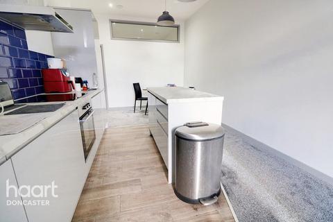 1 bedroom apartment for sale, St Sepulchre Gate, DONCASTER