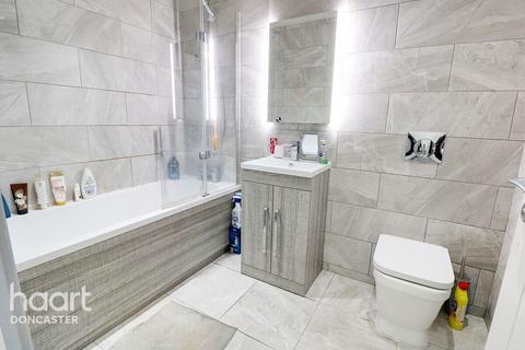 1 bedroom apartment for sale, St Sepulchre Gate, DONCASTER
