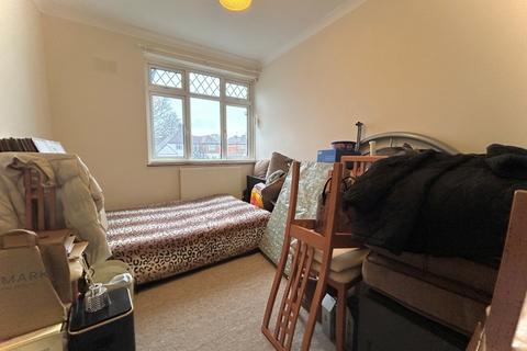 undefined, Glyn Court, 641a London Road SM3