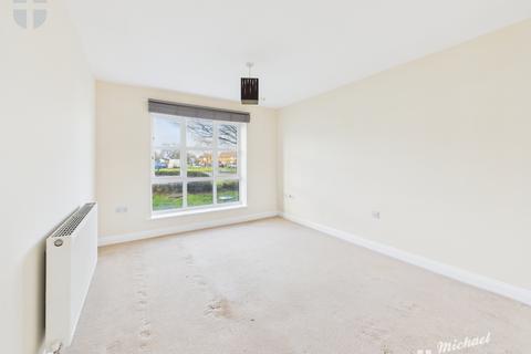 2 bedroom flat to rent, Poole Close, Aylesbury, Buckinghamshire