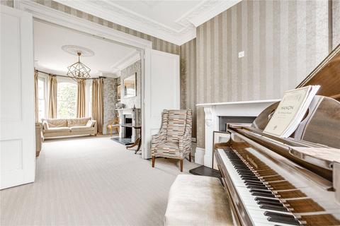 5 bedroom terraced house to rent, Salcott Road, London