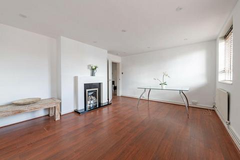 3 bedroom flat to rent, Melody Road, Wandsworth, SW18