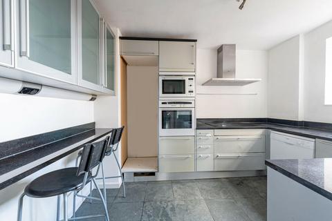 3 bedroom flat to rent, Melody Road, Wandsworth, SW18