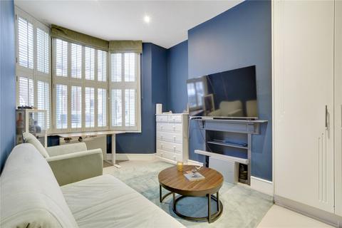 2 bedroom apartment for sale, Burland Road, SW11