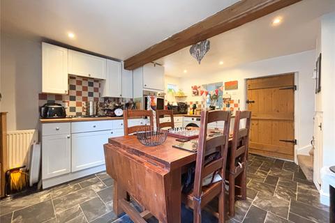 2 bedroom end of terrace house for sale, Warminster Road, Westbury