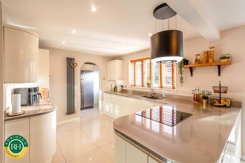 undefined, Kestrel Drive, Adwick le street, Doncaster