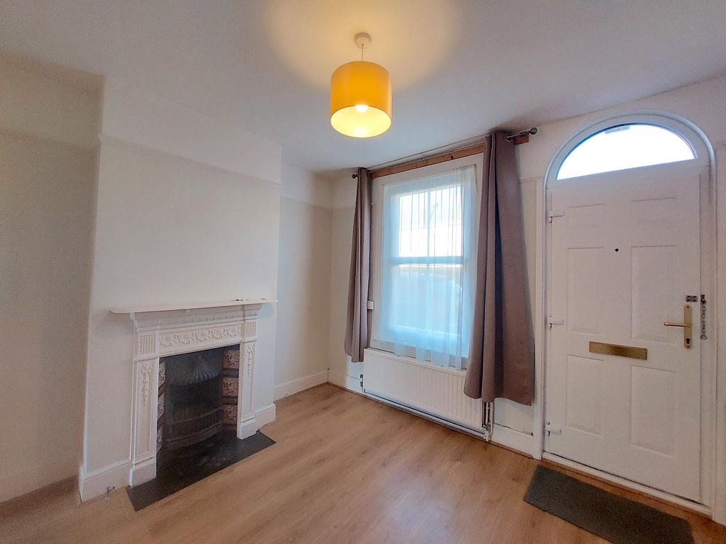 Living/Dining Room