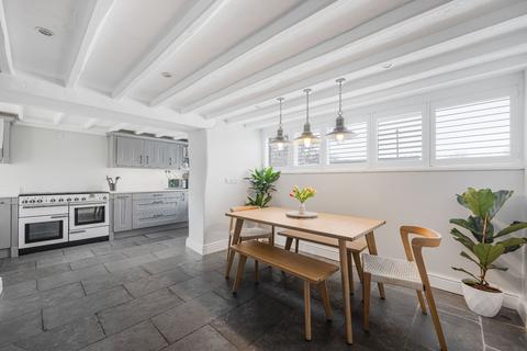 5 bedroom end of terrace house for sale, Cirencester Road, Minchinhampton, Stroud, Gloucestershire, GL6