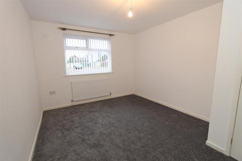 2 bedroom flat to rent, Morval Close, Sunderland SR3
