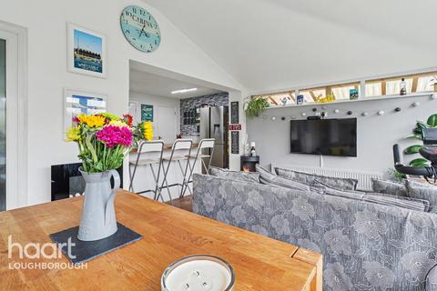 undefined, Lilac Close, Loughborough