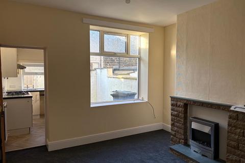 2 bedroom terraced house to rent, Dent Street, Colne BB8
