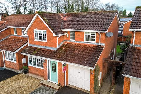 4 bedroom detached house for sale, Thornton Park Avenue, Telford TF2