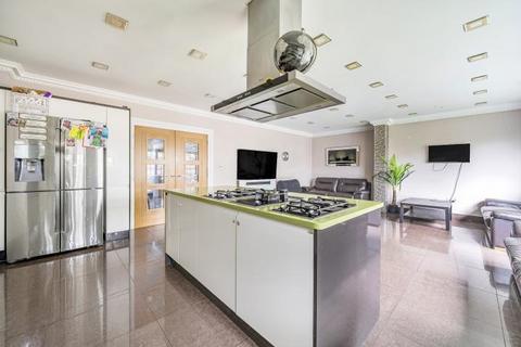 5 bedroom semi-detached house for sale, Park Avenue North, London, NW10