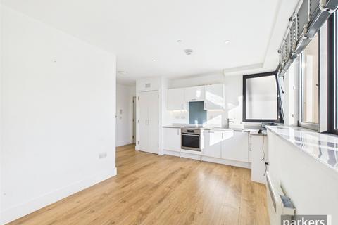 undefined, Kings Road, Berkshire RG1