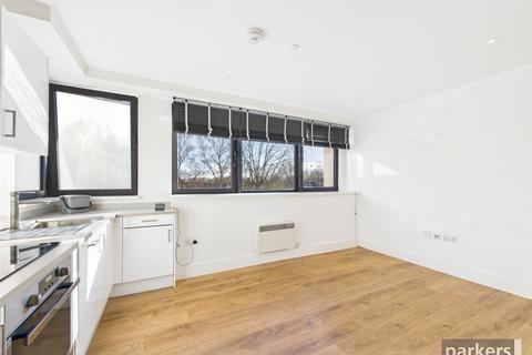undefined, Kings Road, Berkshire RG1