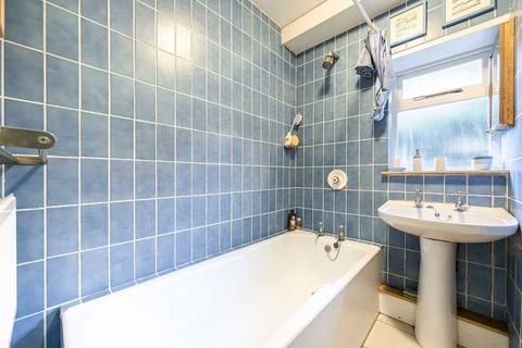 2 bedroom flat for sale, Pearman Street, London SE1