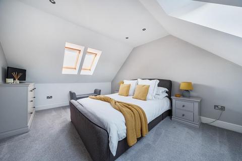4 bedroom detached house for sale, Rosewood Drive, Ashford TN25 4QF