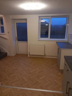 3 bedroom terraced house to rent, Charles Street, Rhymney NP22