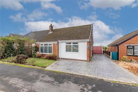 4 bedroom semi-detached house for sale, Thames Road, Rochdale OL16