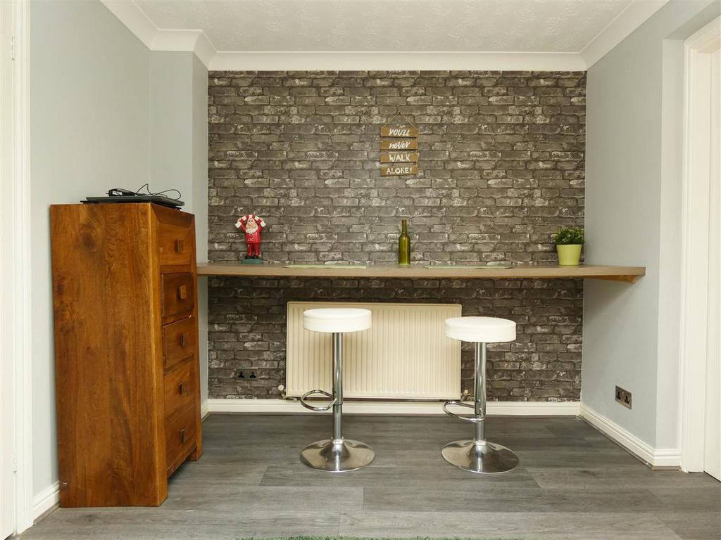 Breakfast Room