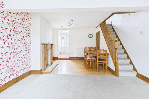 undefined, Ferndale Road, Swindon SN2