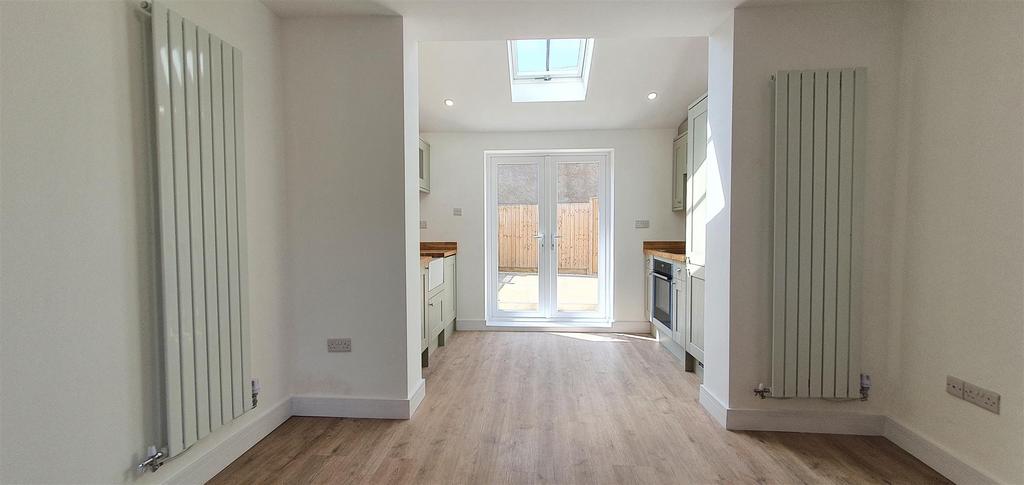 Open Plan Kitchen/Lounge