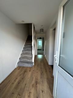 3 bedroom terraced house to rent, Twyn Carmel, Merthyr Tydfil, CF48