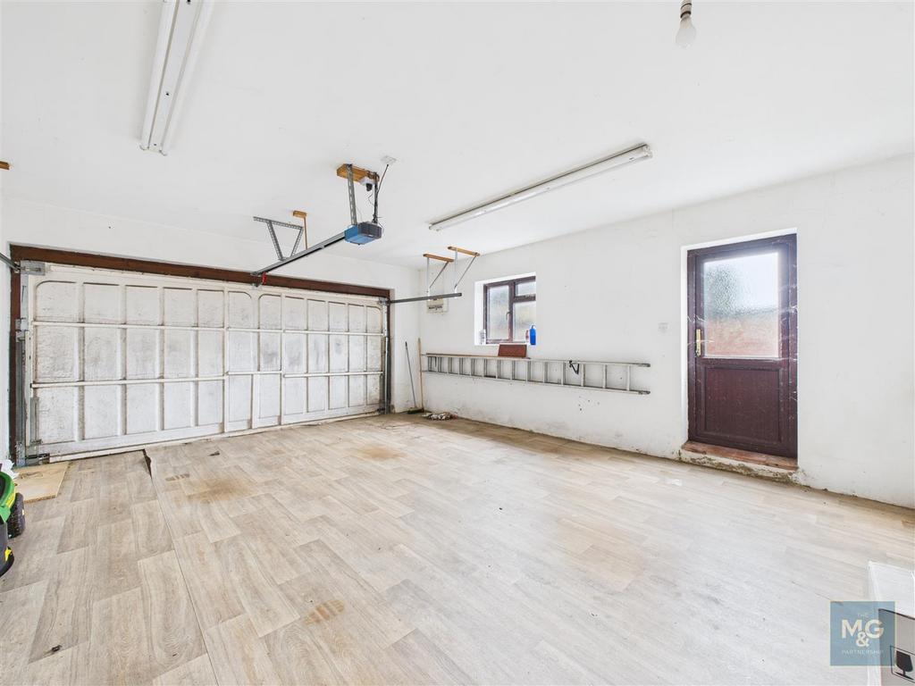 Double Garage