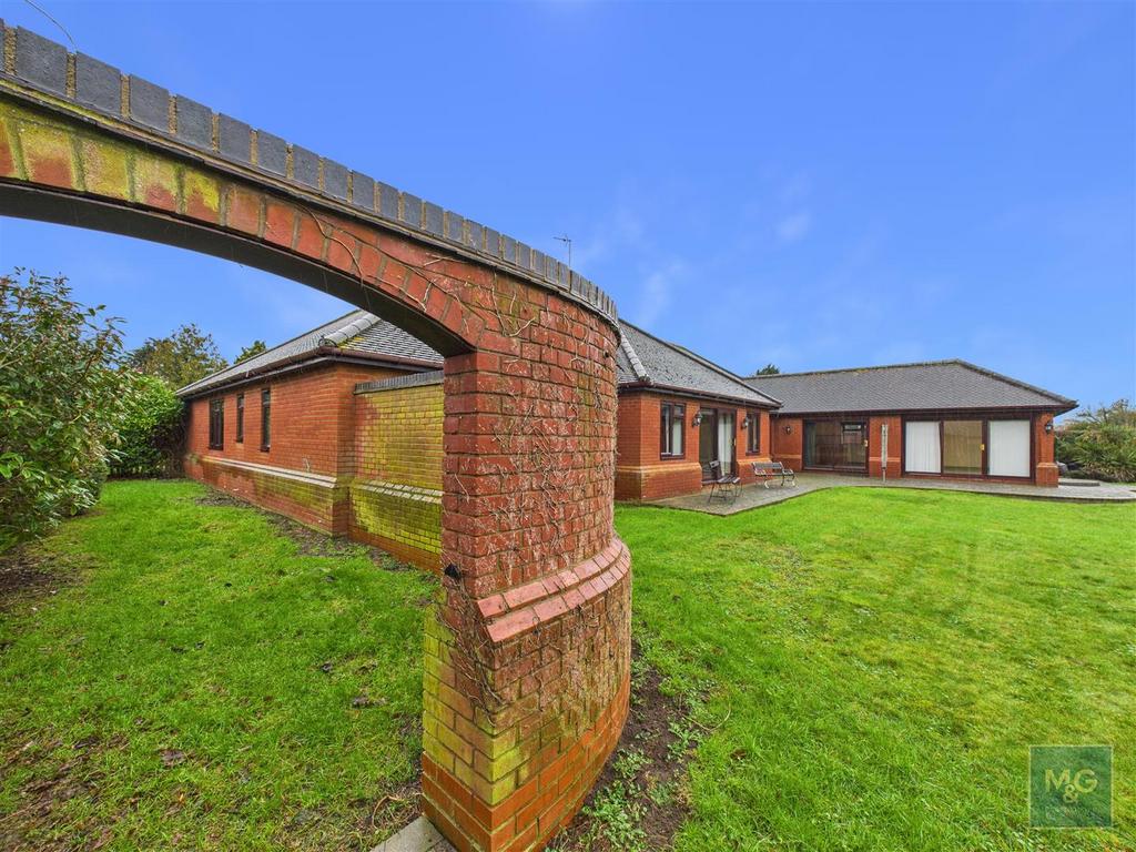 Rear Gardens