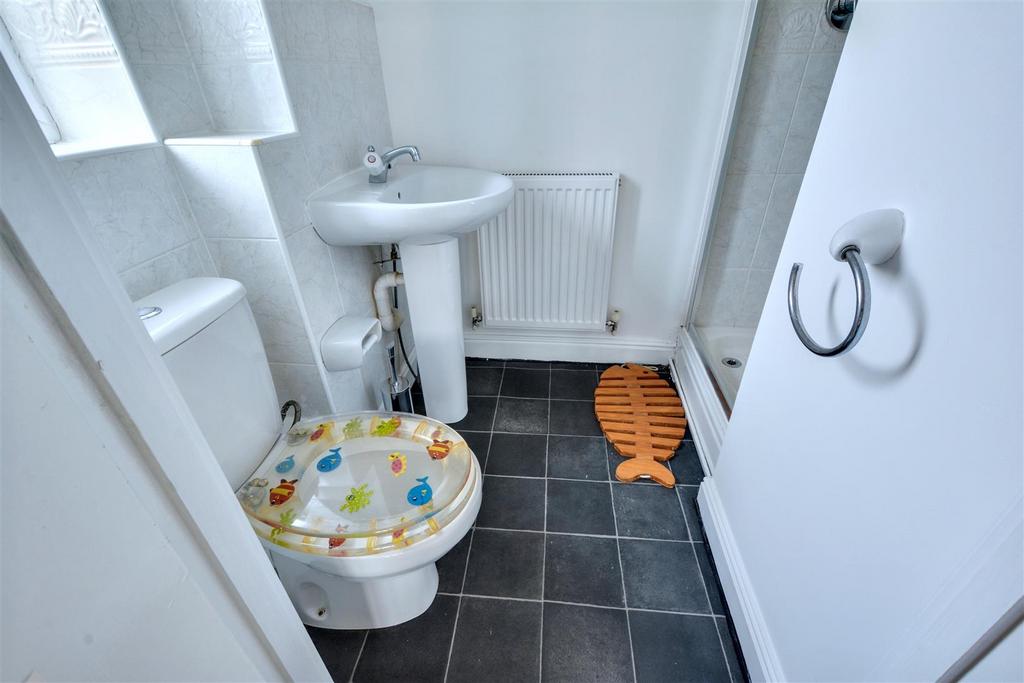 Two Ensuite.jpeg