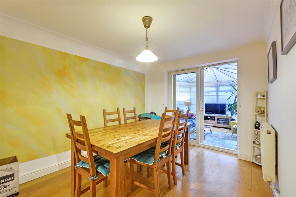 Dining Room 2.jpeg