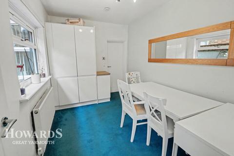 3 bedroom terraced house for sale, Hamilton Road, Great Yarmouth